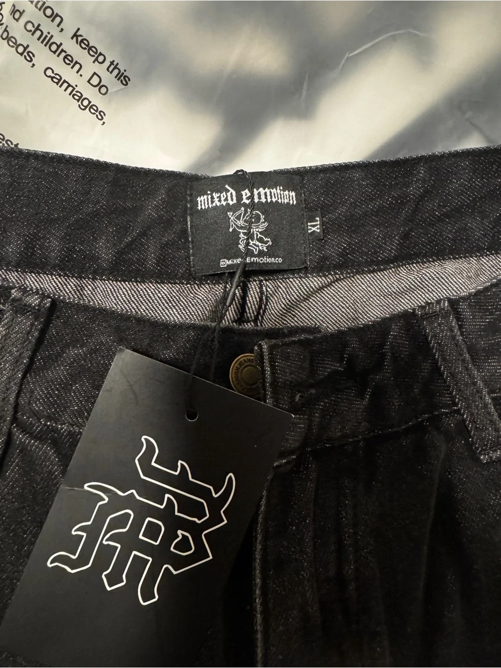 Mixed emotion Black Patchwork Graphic Men’s Shorts
